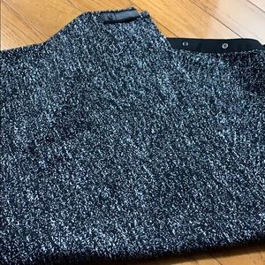 Lululemon Convertible Scarf with snaps